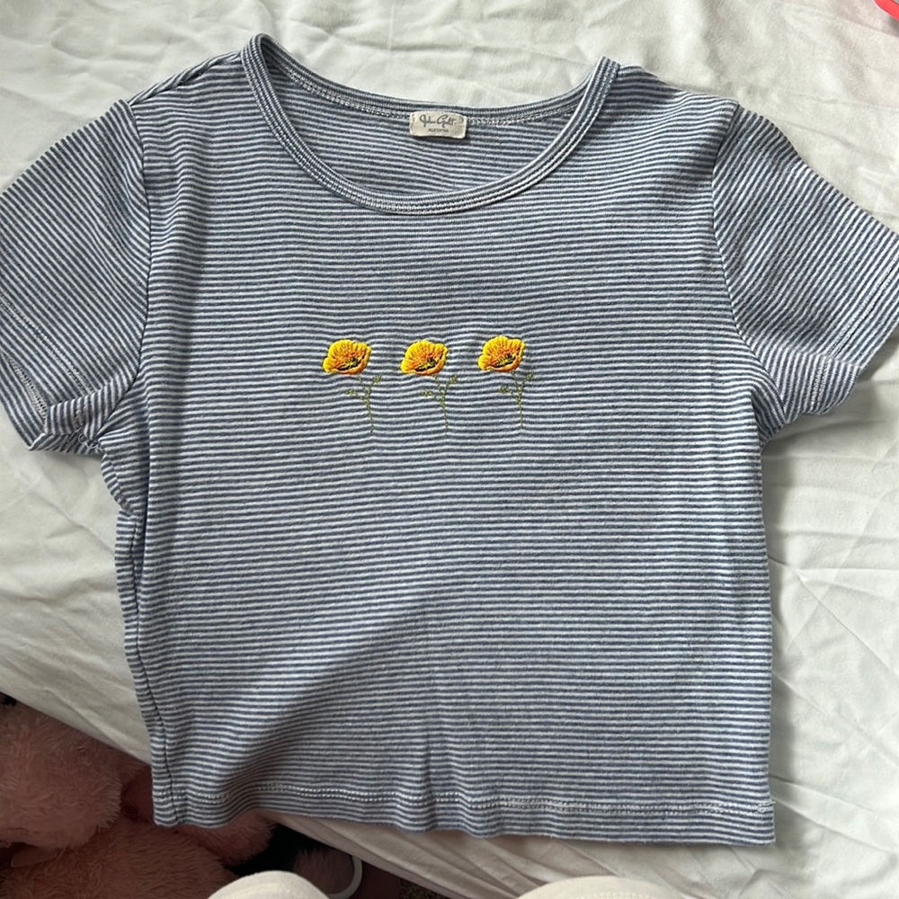 brandy melville baby tee